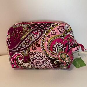 NWT Vera Bradley Large Cosmetic, Very Berry Paisley, Retired